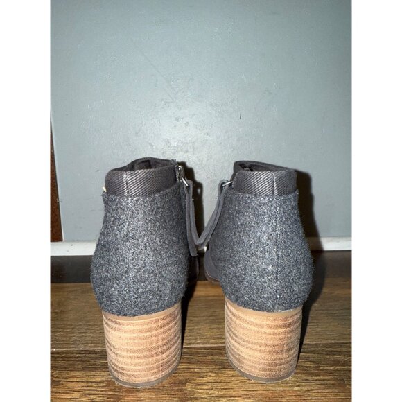 Tom’s Loren Suede Gray Ankle Heeled Boots Bootie Size 7.5 - Picture 8 of 14